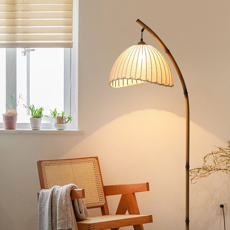 Moodly Arc – Arched Floor Lamp with Pleated Shade